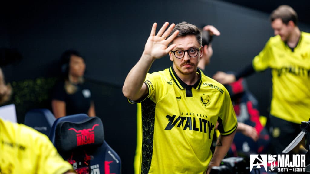 Dan "aPEX" Madesclaire at the Austin Major (Image via BLAST)