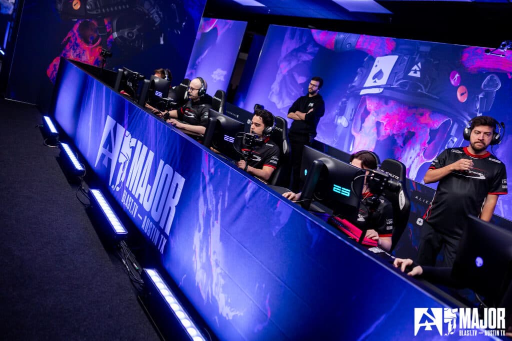 CS2 Complexity at the Austin Major 2025 Stage 1 tournament (Photo via BLAST | Stephanie Lindgren)