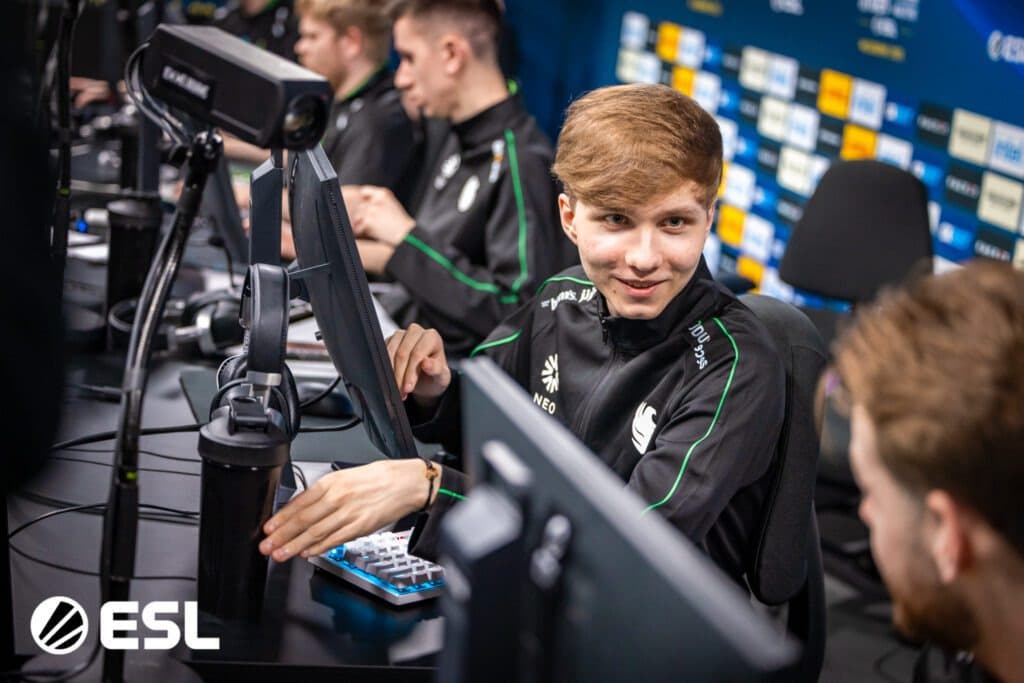 The Russian superstar is already feeling at home at Falcons. (Photo via ESL)