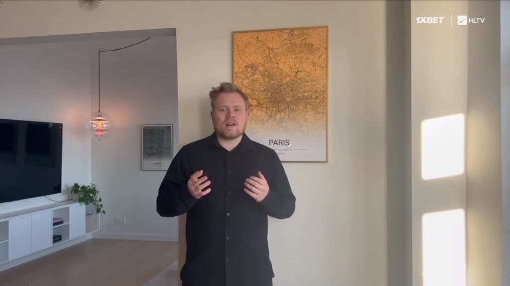 Magisk sent a message after winning the Anchor of the year (Image via HLTV's Twitch)