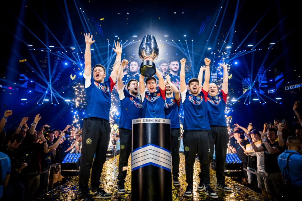 Vitality winning IEM Cologne 2024 (Image via ESL & Helena Kristiansson)