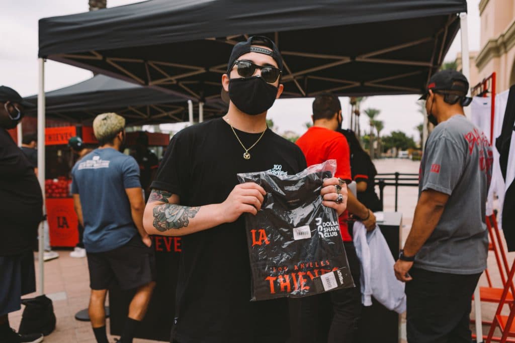<em>100Thieves Merchandise. Bildquelle: LA Thieves.</em>